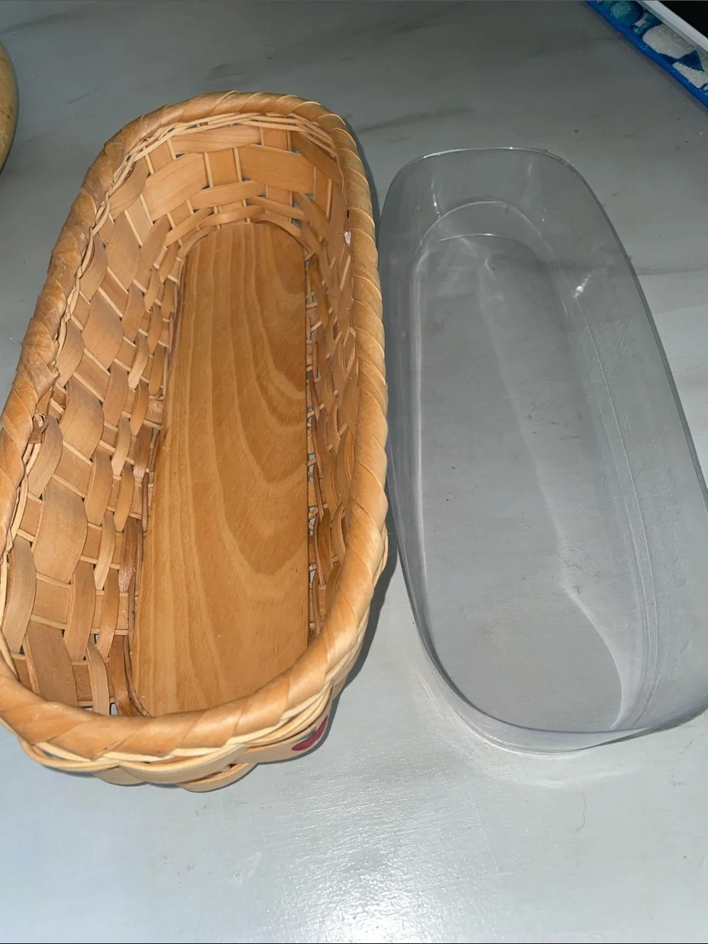 Taskets Renaissance Woven Oval Bread/Cracker Basket w/Apple Accent-plastic liner